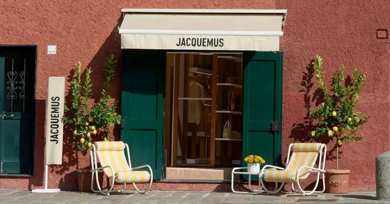  restaurant eating house eating place eatery bookshop bookstore bookstall tobacco shop tobacconist shop tobacconist bakery bakeshop bakehouse-0