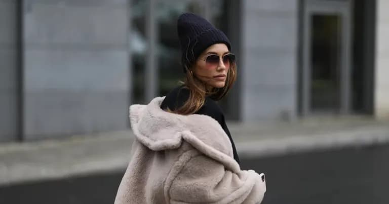  fur coat stole cloak wool woolen woollen-0