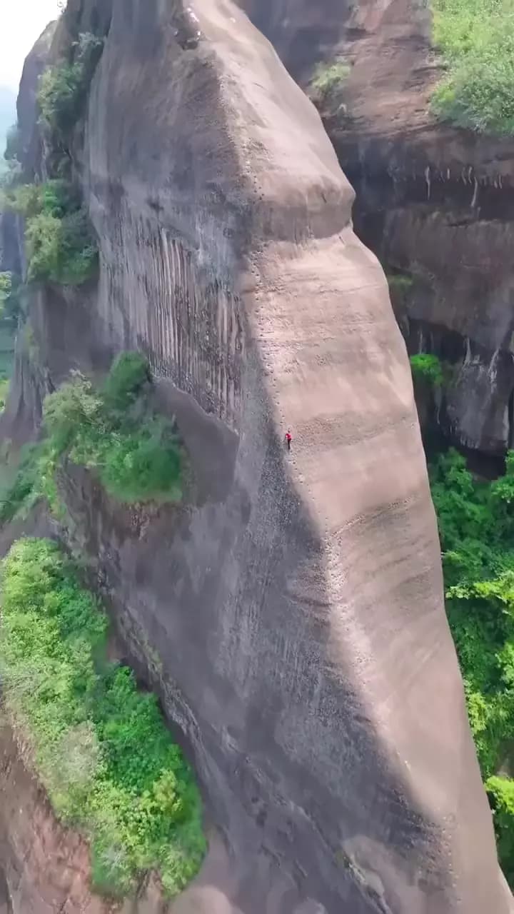  cliff drop drop-off valley vale promontory headland head foreland lakeside lakeshore-0