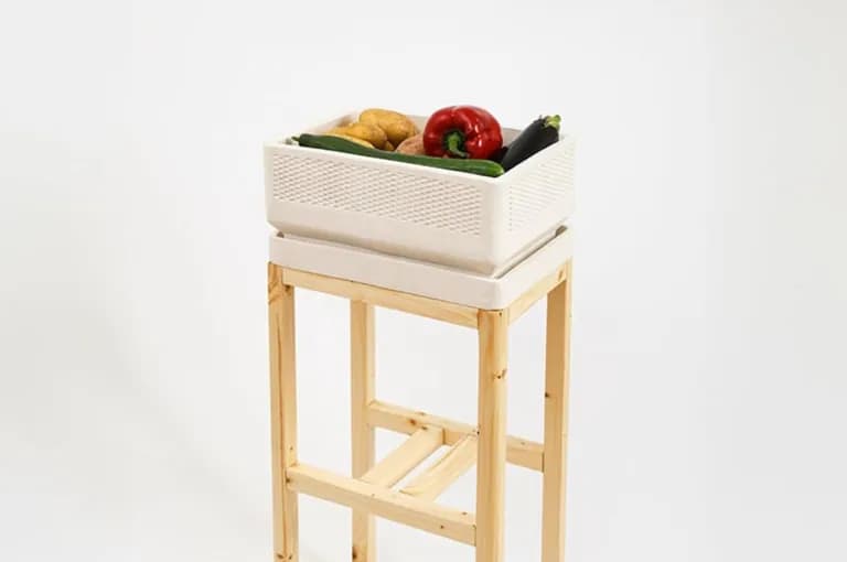  hamper crate pedestal plinth footstall bassinet-0