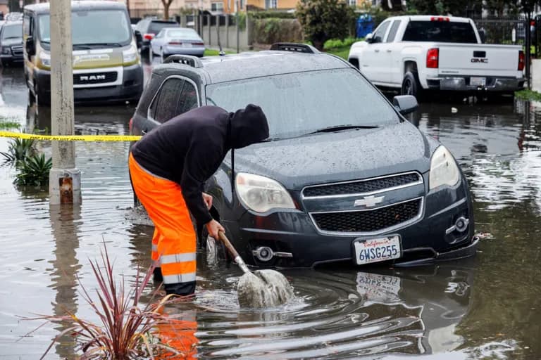  shovel swab swob mop broom minivan-0