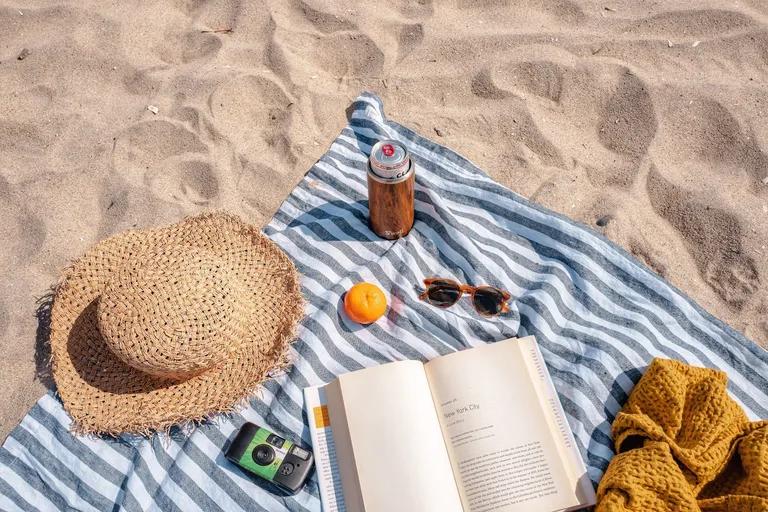  sunscreen sunblock sun blocker sombrero cowboy hat ten-gallon hat sandbar sand bar-0