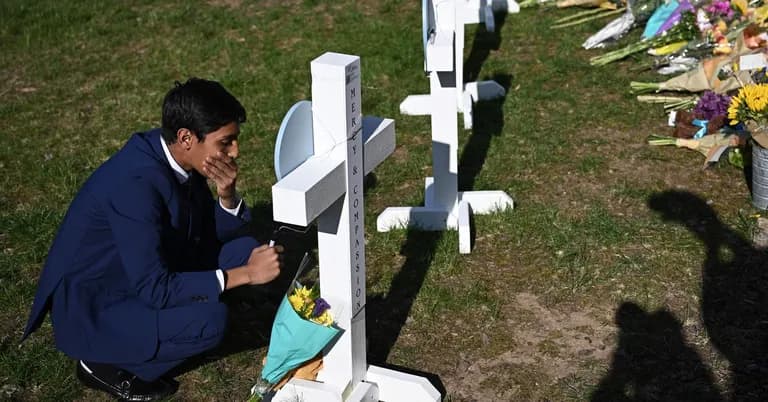  worm fence snake fence snake-rail fence Virginia fence picket fence paling flagpole flagstaff street sign-0